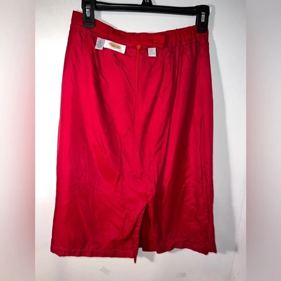 Talbots, 6 vintage red wool fully lined darted, rear vent zip latch button close - Picture 3 of 7
